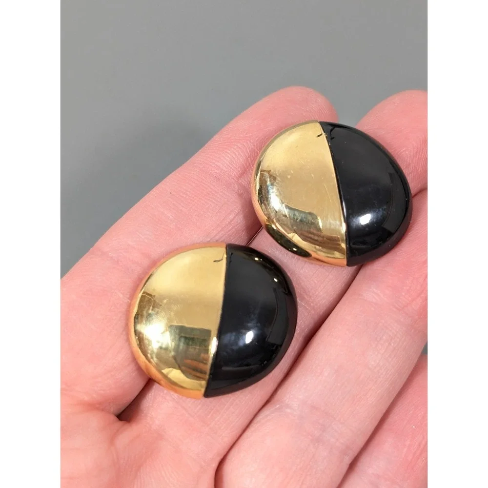 Liz Claiborne Vintage Black Gold Colorblock Dome Earrings Pierced Classic‎